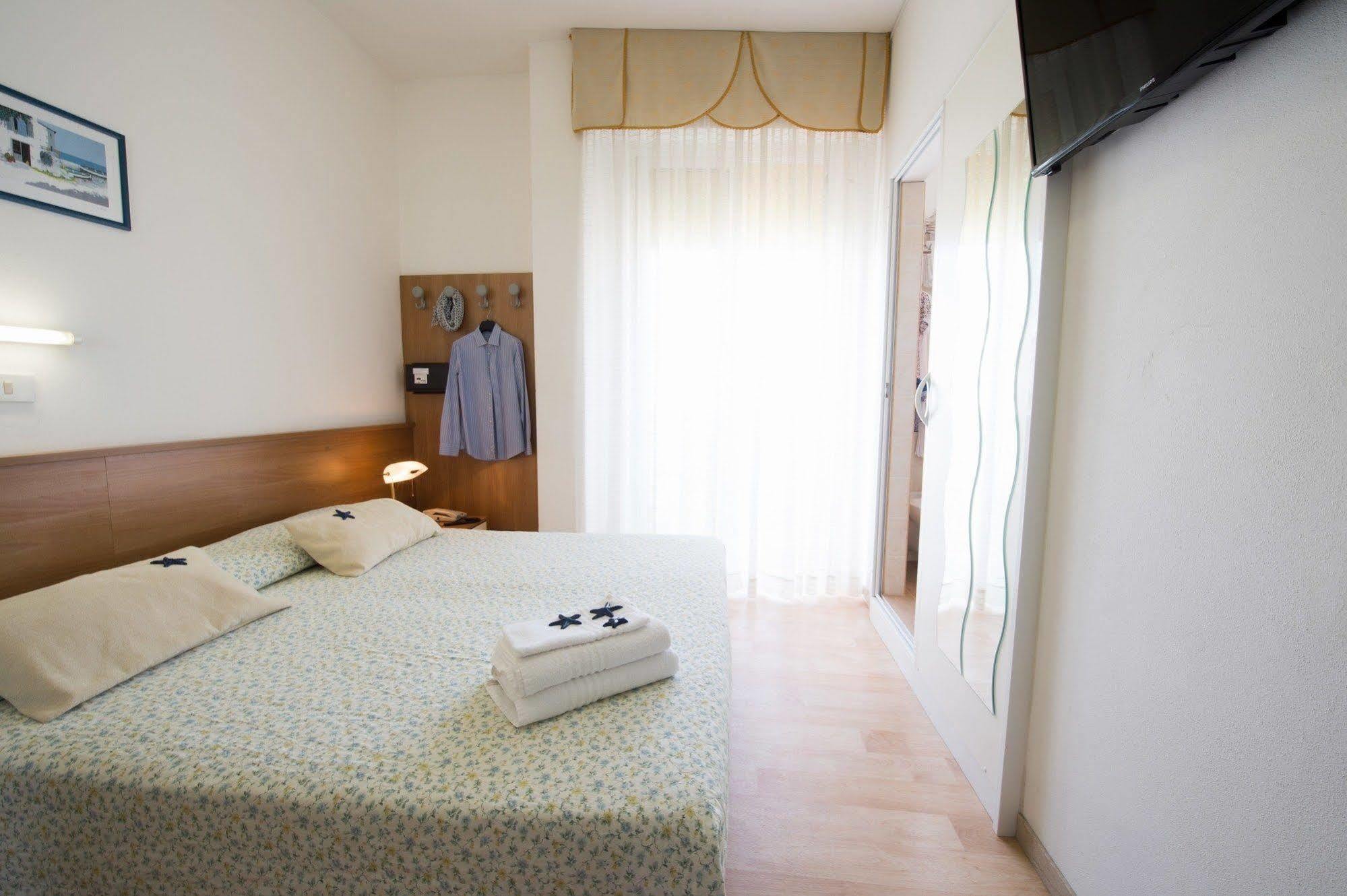 Hotel Venezuela Lido di Jesolo Ngoại thất bức ảnh
